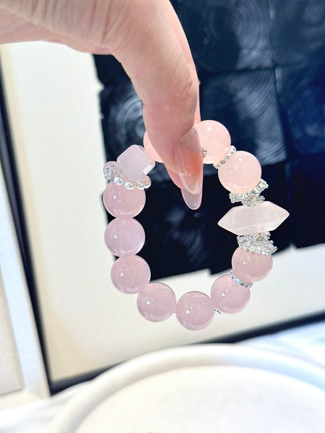 ▫️▪️ Pink crystal double-pointed bracelet